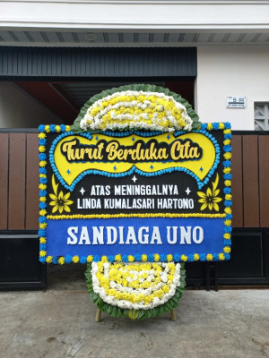 Papan Bunga Duka di Miroto