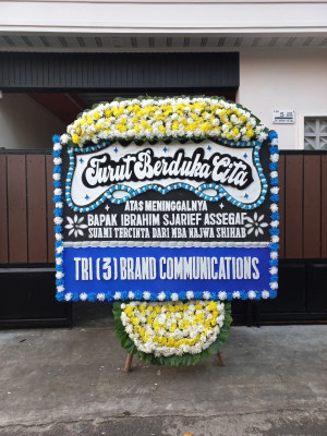 Papan Bunga Duka di Miroto